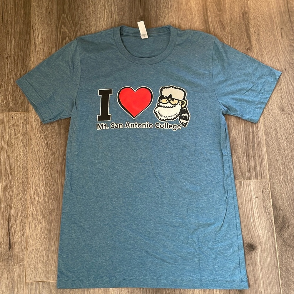Canvas Mt. San Antonio College Mounties Tee Size Small